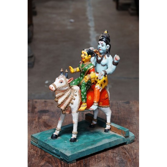 Shiva and Parvati Statue